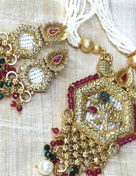 Pure Brass with Rajwadi Polish Multicolor Necklace