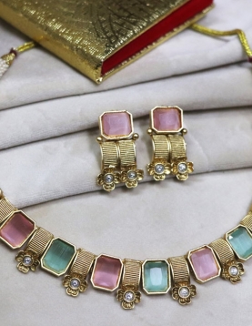 Peach and Sea Green Pure Brass with Rajwadi Polish Necklace