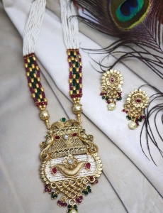 Green and Maroon Pure Brass with Rajwadi Polish Necklace