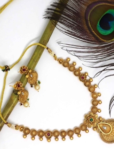 Pure Brass Rajwadi Polish Necklace With Green and Maroon Stone 