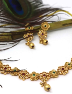 Pure Brass Rajwadi Polish Necklace With Green and Maroon Stone 