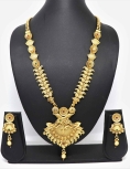 Pure Brass with Rajwadi Polish Necklace With Green and Maroon Stone