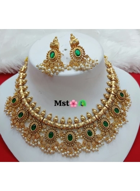 Copper Necklace Set With Green Stone 