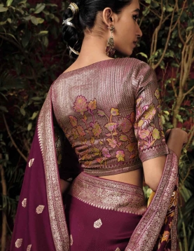 Dark Wine Dola Silk Saree, with amazing zari weaving 