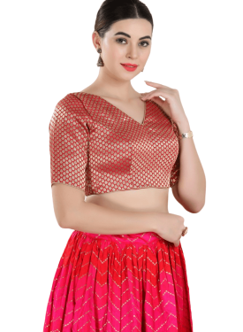 Brocade V Neck In Red 